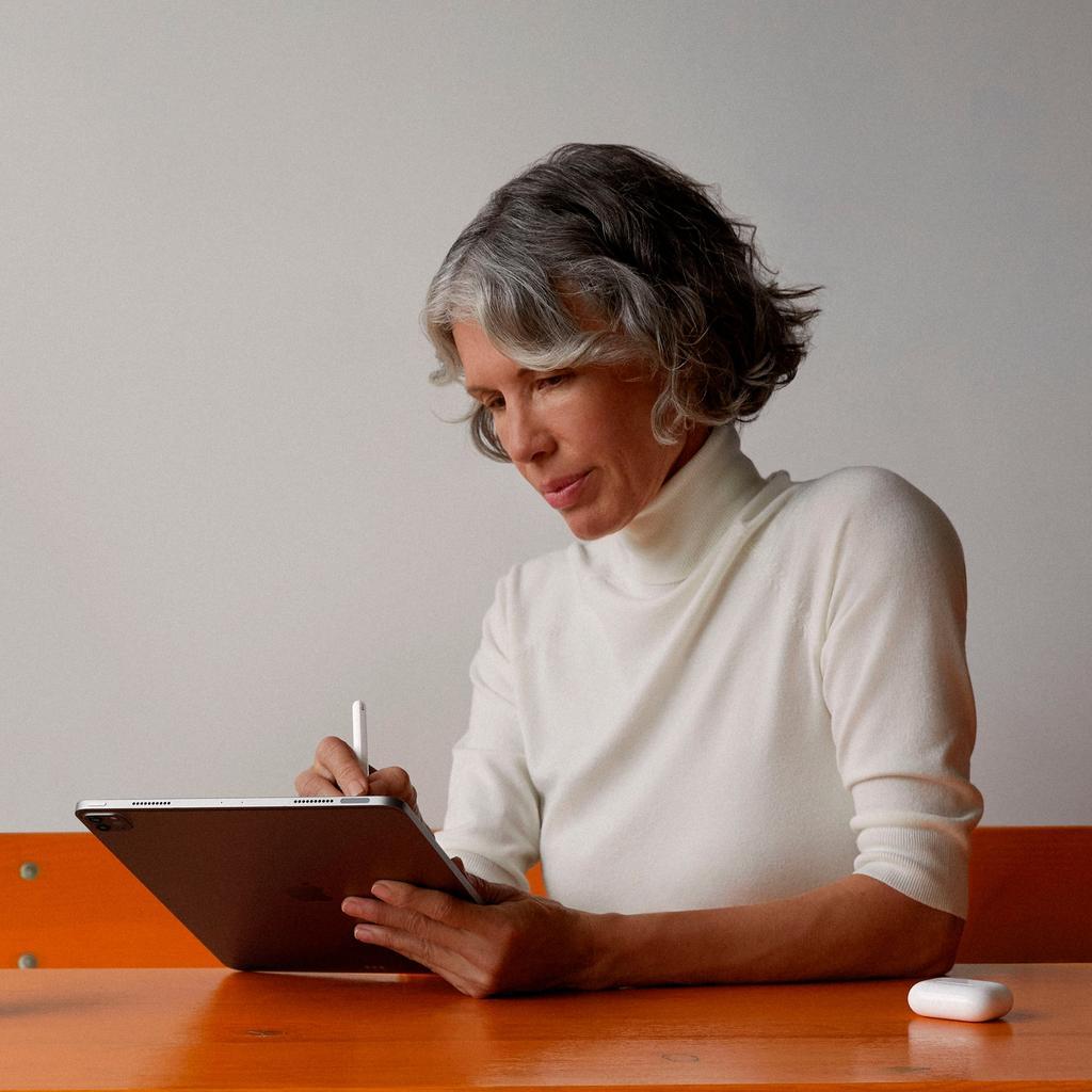 iPad Pro 11" (2022) 4th gen 128 GB - Wi-Fi + 5G - Space Gray